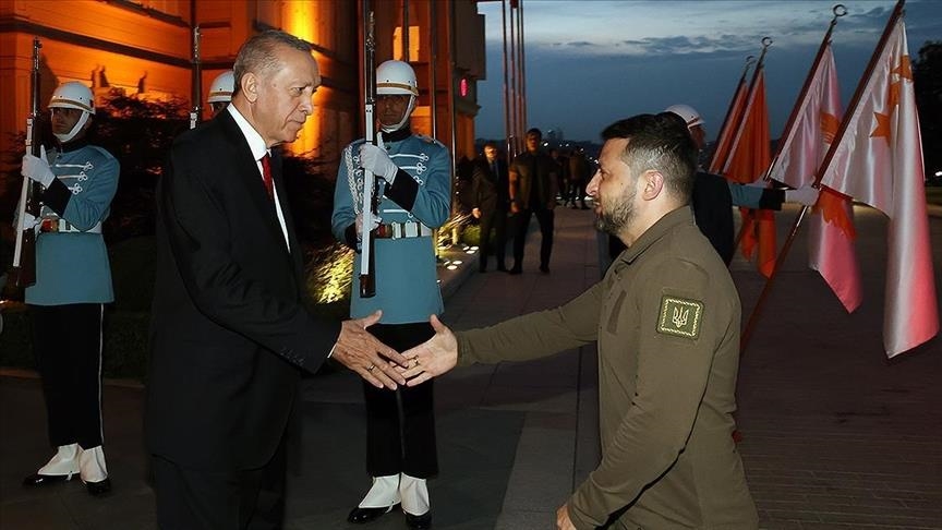 Erdoğan takohet me Zelenskyy-n në Istanbul