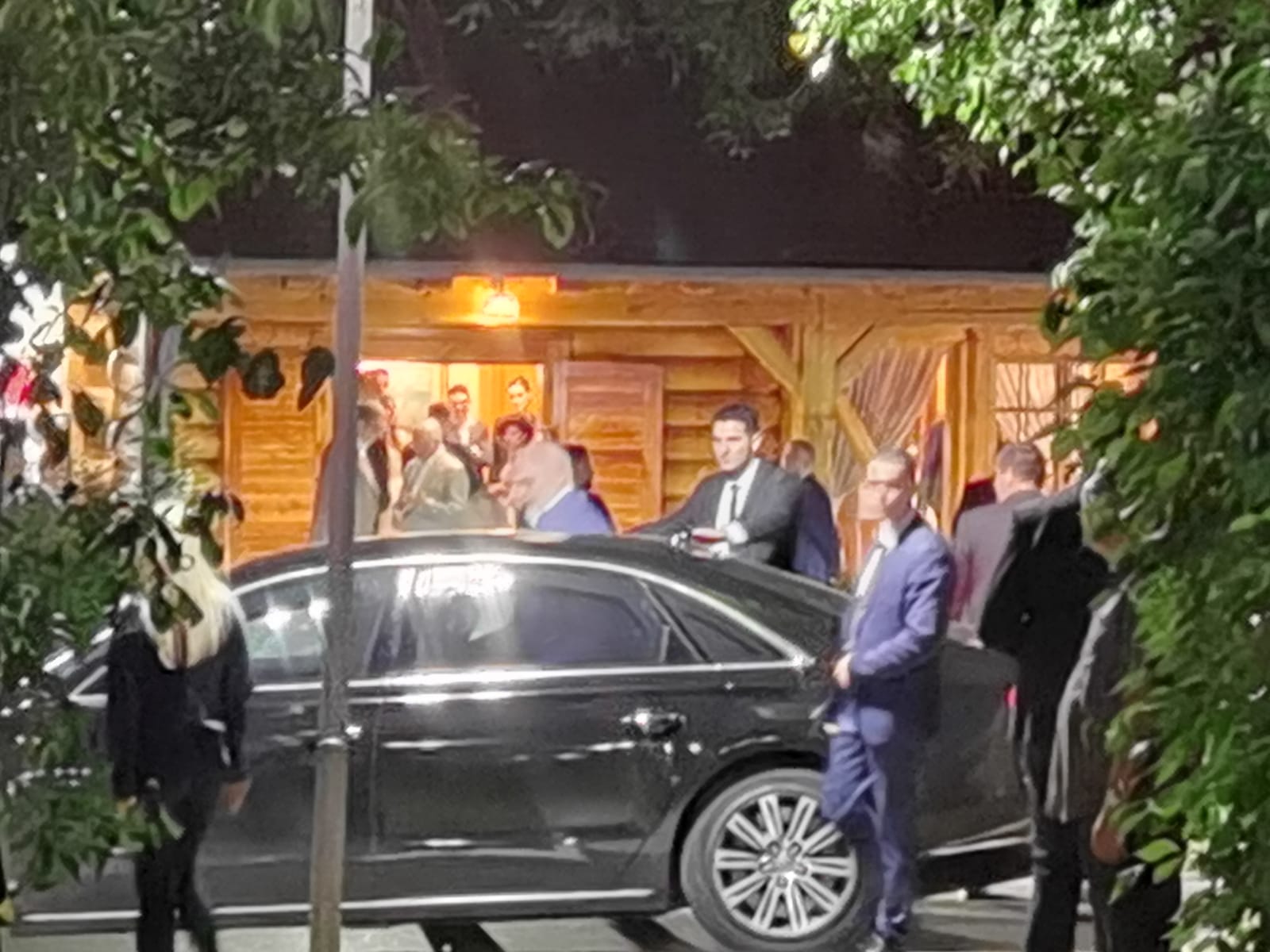 Mbylli turin ballkanik në Beograd, Rama darkë me Vuçiçin. Ja për çfarë diskutuan dy liderët
