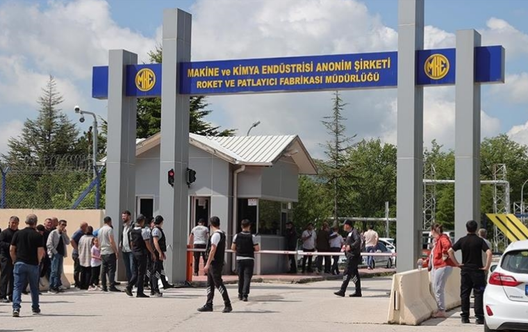 Türkiye, 5 punëtorë humbin jetën nga shpërthimi në një fabrikë raketash në Ankara