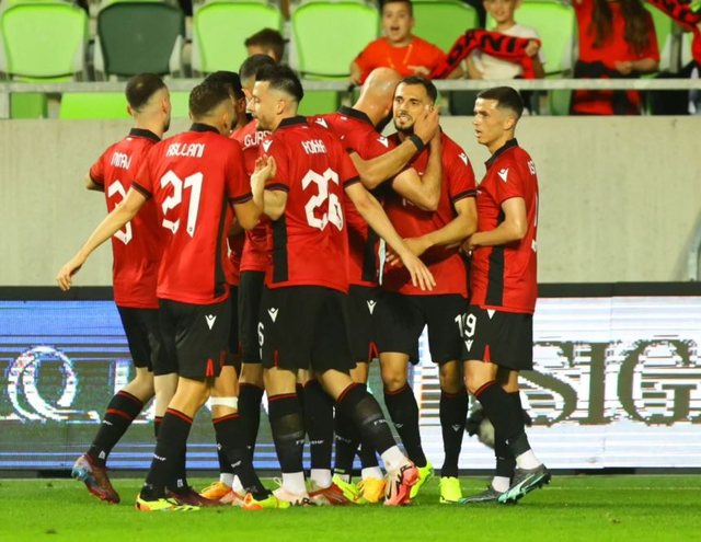 Shqipëria për rekord në këtë Europian, 19 lojtarë kanë lindur jashtë vendit