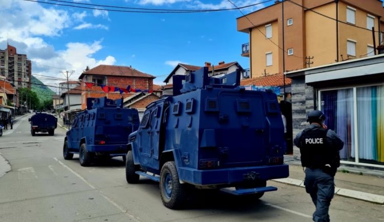 Sulm me shok-bomba afër stacionit policor në Mitrovicë të Veriut