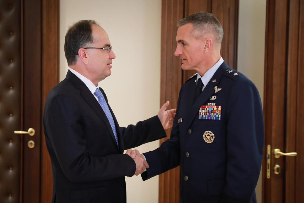 Gjeneralmajori amerikan takon Begaj: Forcim i bashkëpunimit në fushën e mbrojtjes dhe sigurisë