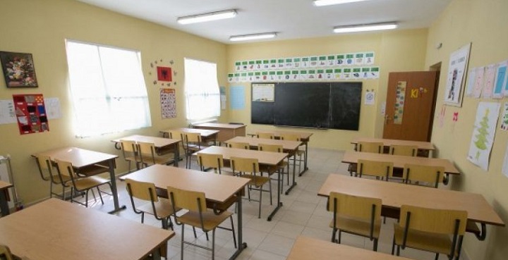 Shkollat në Kosovë, 30% më pak nxënës