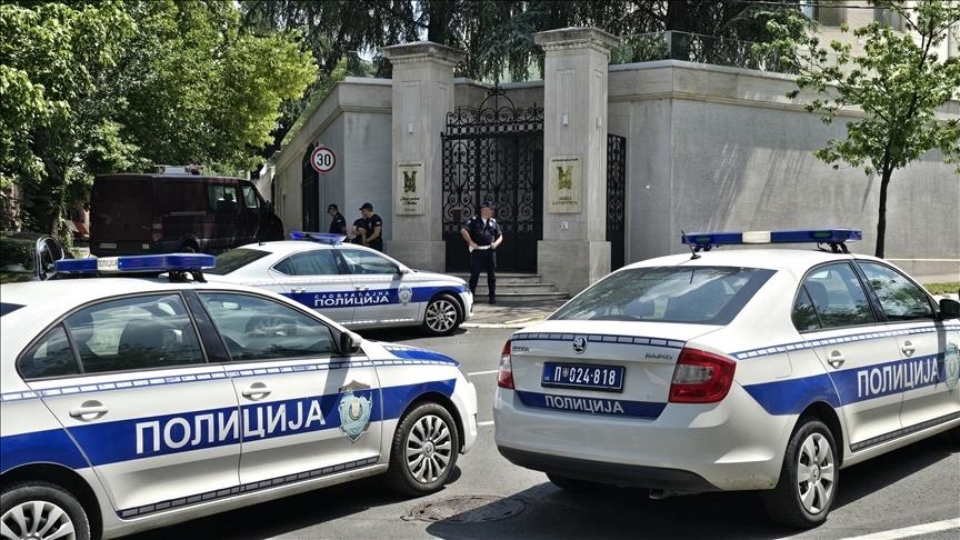 Serbi, një person qëllohet për vdekje pasi sulmoi një pjesëtar policie jashtë ambasadës izraelite