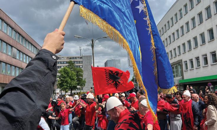 Të gjithë drejt Europianit, rriten 60% daljet e shqiptarëve nga Rinasi në qershor