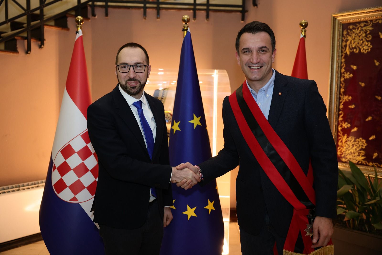 Veliaj pret kryebashkiakun e Zagrebit: Bashkëpunim për “tranzicionin e gjelbër” dhe shkëmbimin kulturor