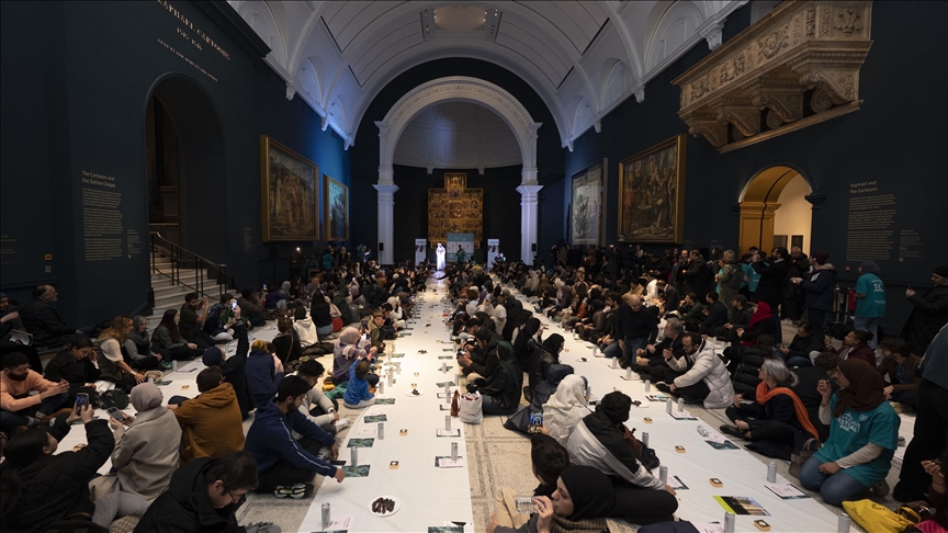 Britani, shtrohet iftar i hapur në muzeun Victoria dhe Albert në Londër