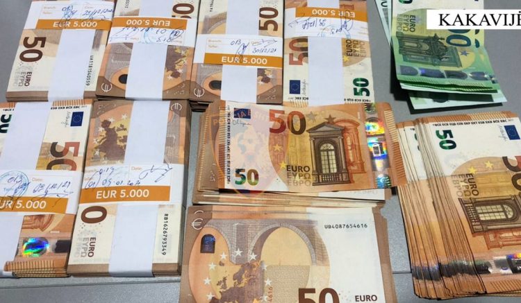 54-vjeçarit i sekuestrohen 44 mijë Euro në doganën e Kakavijës