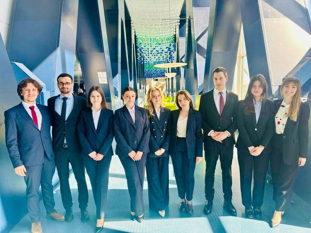 Studentët e Fakultetit Juridik të Universitetit të Prishtinës në 3-shen më të mirë të botë