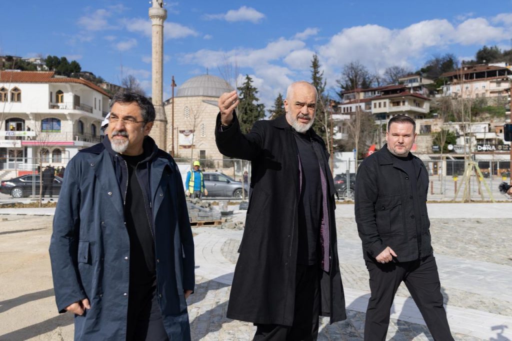 Rama në Berat: Transformimi urban vijon me jetësimin e mjaft projekteve dinjitoze