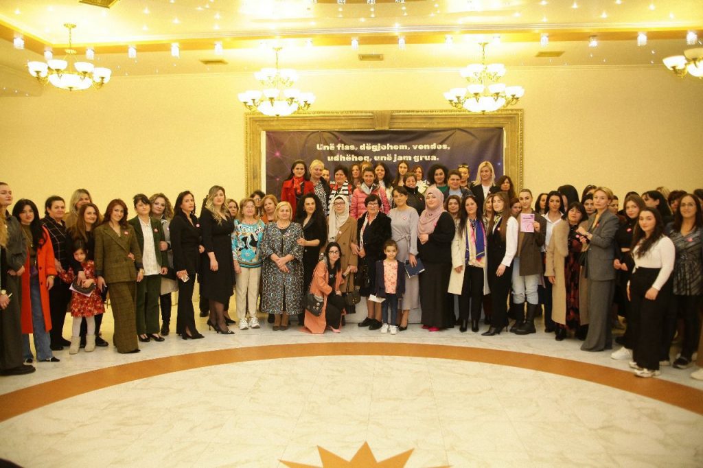 “Unë jam grua”, konferenca e organizuar nga bashkia e Shijakut