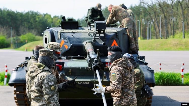 Berlini, ndihmë të re ushtarake për Kievin në vlerë prej afër 3 miliardë eurosh