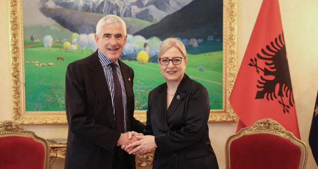 Nikolla takim me senatorin Casini: Italia mbështet përshpejtimin e anëtarësimit të Shqipërisë në BE