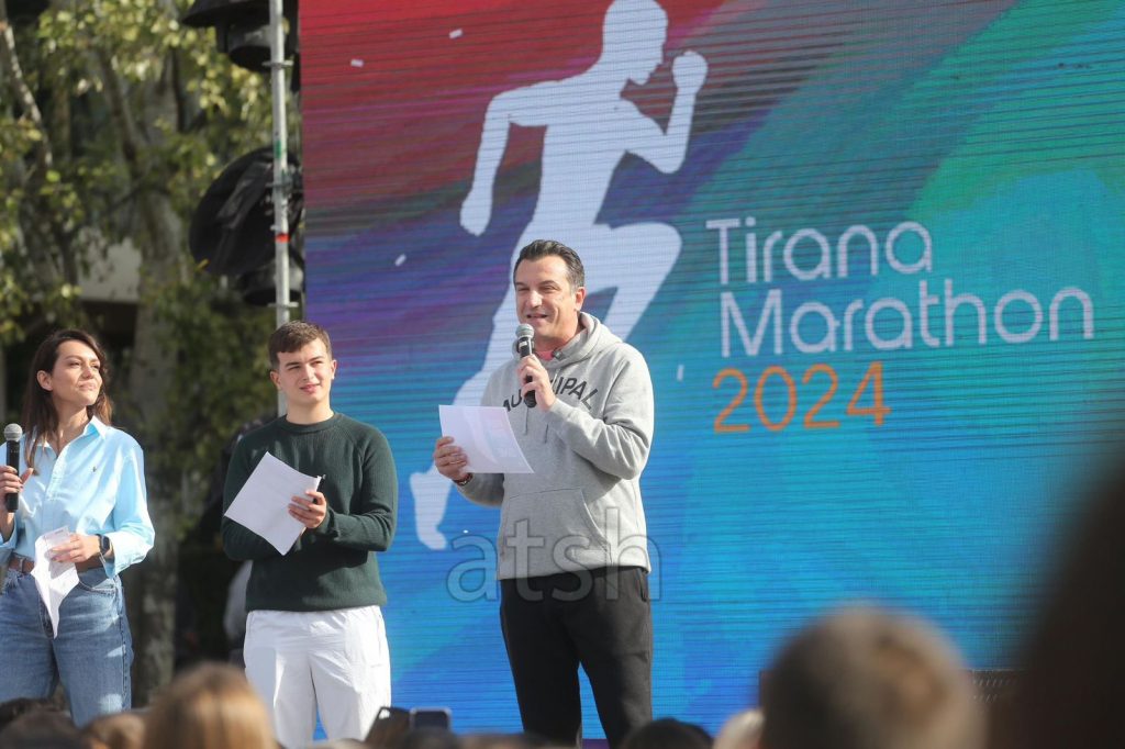 “Maratona Fun Run”, Veliaj ndan çmimet e para: Mirëpresim nesër 4000 vrapues nga e gjithë bota