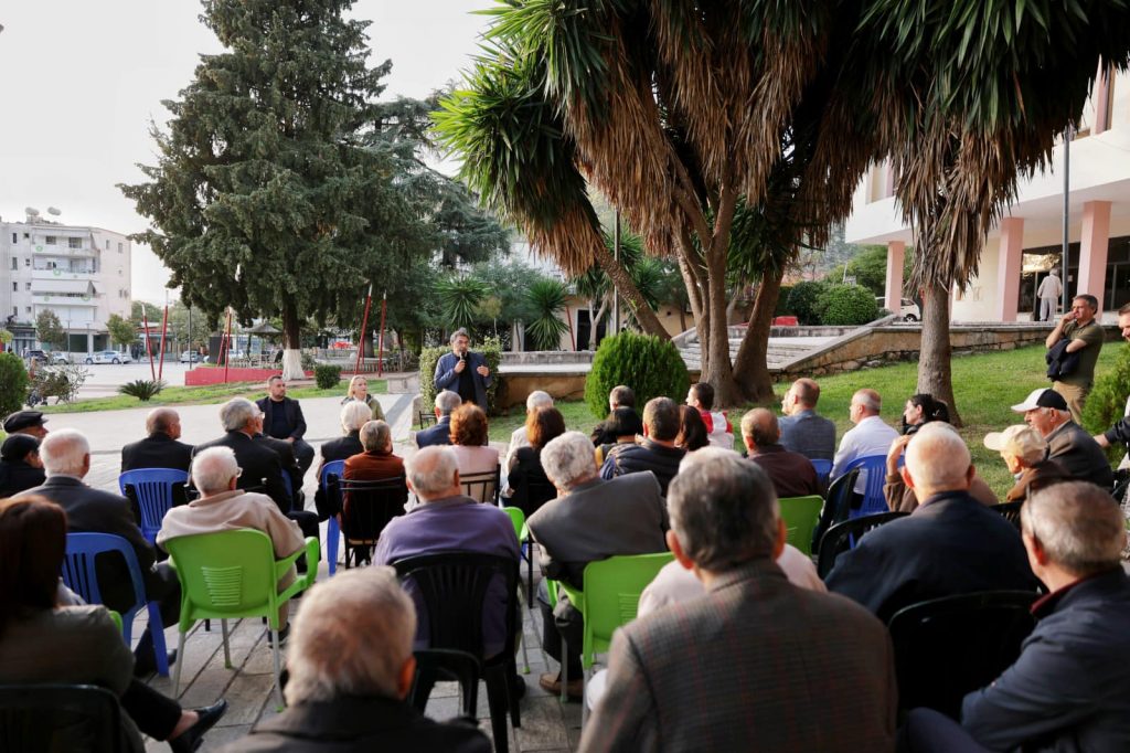 Përfshirje në rritjen ekonomike, Qeveria diskutim të hapur me pensionistët