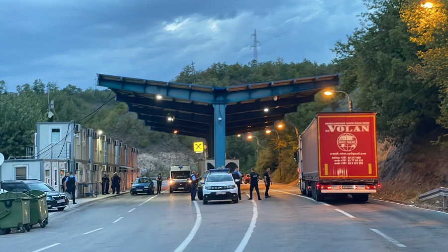 Lirohet qarkullimi për automjete në Jarinjë