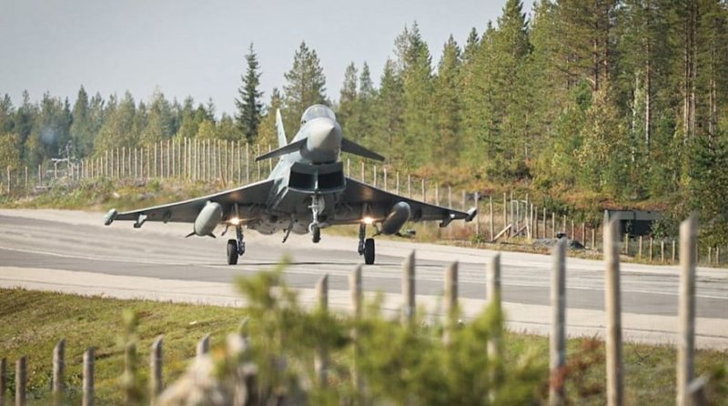 Avionët gjermanë ulen për herë të parë në rrugë para ‘dyerve’ të Putinit