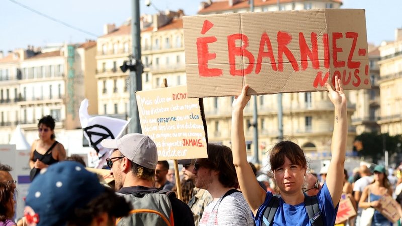 Francë, protesta kundër emërimit të kryeministrit të ri