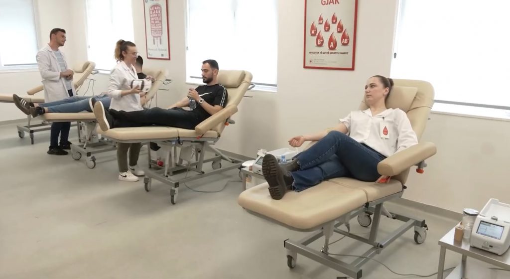 Koçiu: Studentët e Mjekësisë i bashkohen fushatës për dhurim vullnetar të gjakut