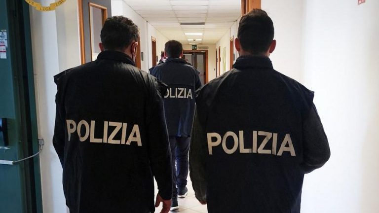 I akuzuar për trafik droge/ Arrestohet i riu shqiptar në Itali, kapet me disa kg kokainë, heroinë e mijëra euro
