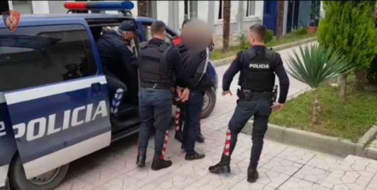 Vodhi 2 herë të njëjtën xhami, arrestohet 34-vjeçari në Elbasan