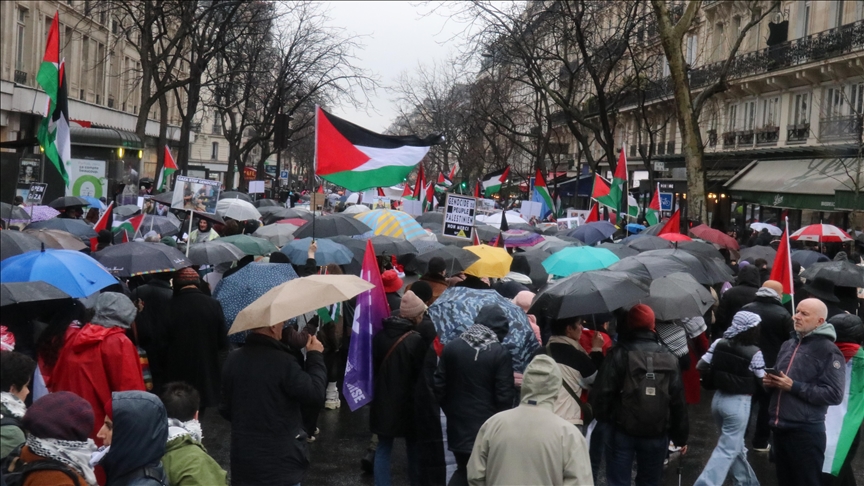 Protesta masive në Paris në mbështetje të Palestinës