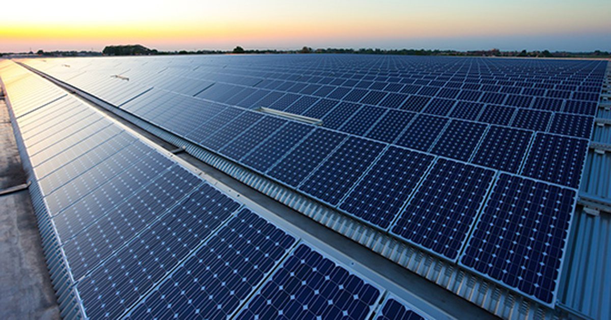 Fotovoltaikët, biznesi i diellit në pritje të etapës së re