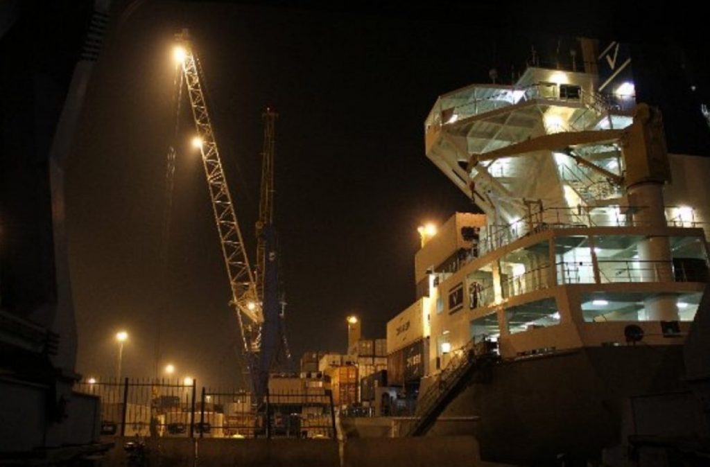 Detaje të reja mbi incidentin e tragetit të Ankonës në portin e Durrësit