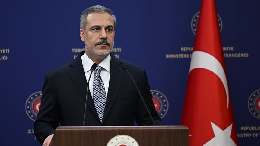 Ministri i Jashtëm turk do të zhvillojë vizitë zyrtare në Shqipëri, Bullgari dhe Rumani