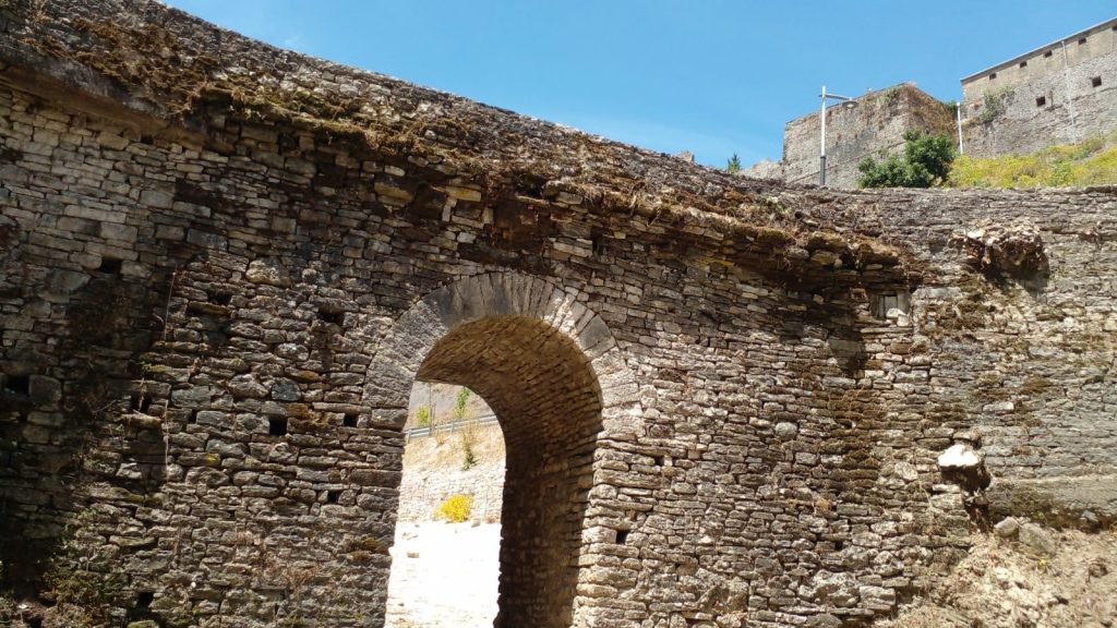 Tri urat e Zerzebilit, monumente kulture në Gjirokastër