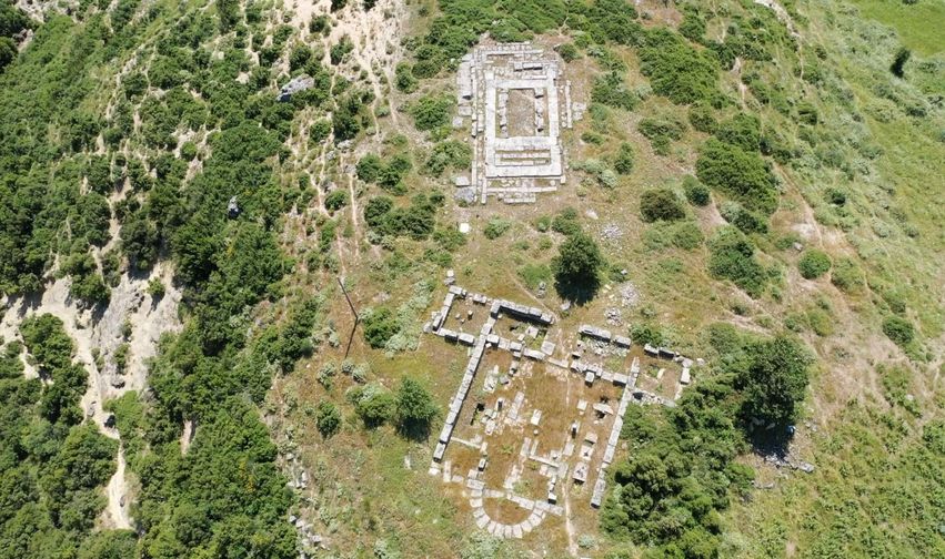 Tempulli i Afërditës dhe bazilika paleokristiane në Amantia