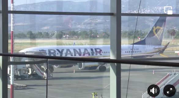 Kumbaro: Priten mbi 6 milionë pasagjerë në 2023, ardhja e “Ryanair” rrit konkurencën