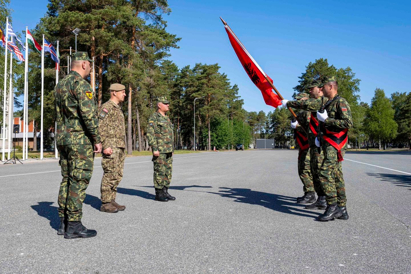 Kontigjenti shqiptar pjesë e misionit të NATO-s në Letoni, Peleshi: Përmbushim detyrimet e mbrojtjes kolektive