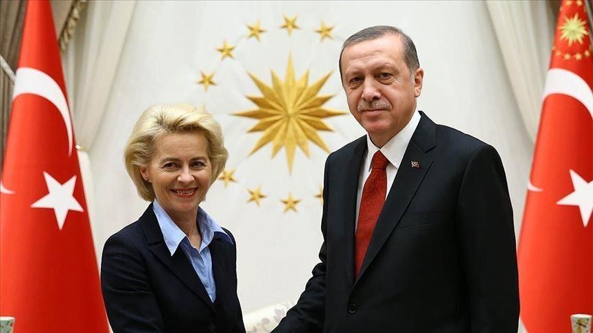 Erdoğan bisedë telefonike me presidenten e KE-së, diskutohen marrëdhëniet Türkiye-BE
