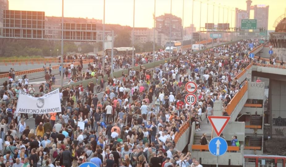 “Serbia kundër dhunës”, qytetarët paralajmërojnë radikalizimin e protestave