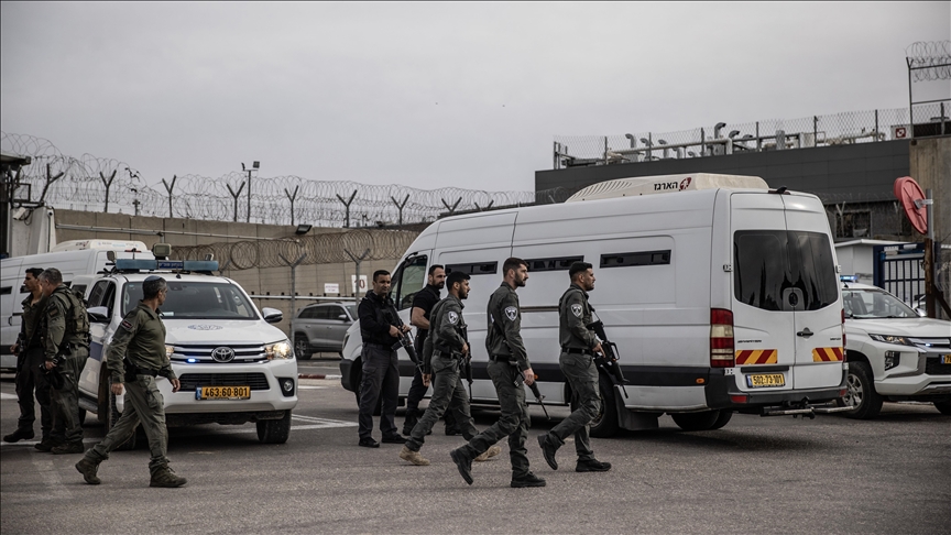 Palestinezët në burgun izraelit kërcënohen me tortura nëse takohen me avokatët e tyre