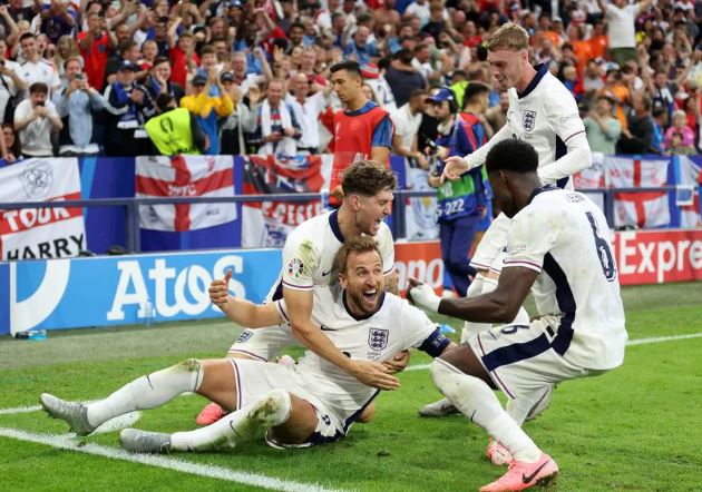 VIDEO/ Anglia vuan ndaj Sllovakisë, “3 luanët” në çerekfinale të Europianit falë përmbysjes