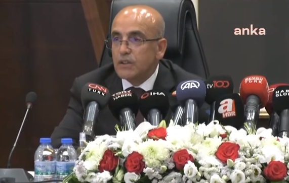 Mehmet Simşek dha mesazhe të rëndësishme në ceremoninë ku mori detyrën e Ministrisë së Thesarit dhe Financave
