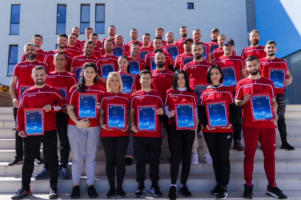 Diplomohen 40 trajnerë të rinj me licencë UEFA C