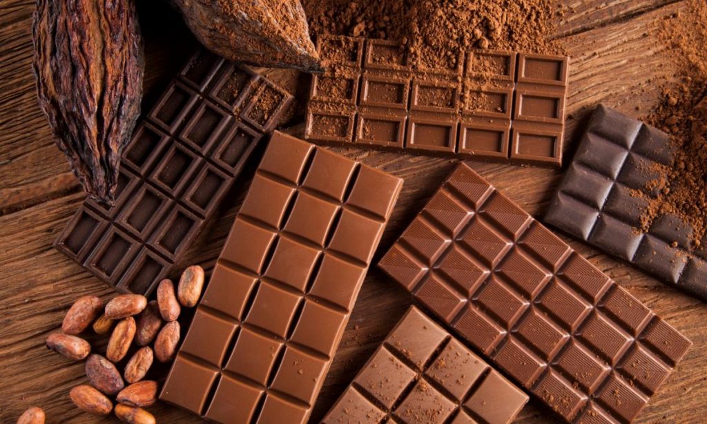 Cilat janë përfitimet nga konsumimi i çokollatës