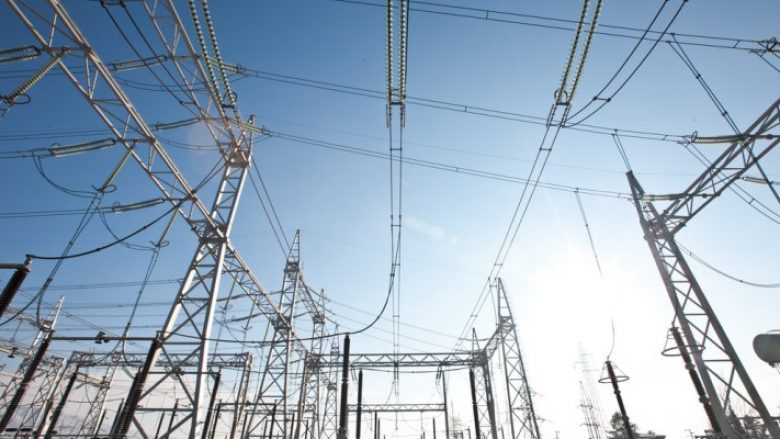 INSTAT: Prodhimi neto vendas i energjisë elektrike ra me gati 22 %