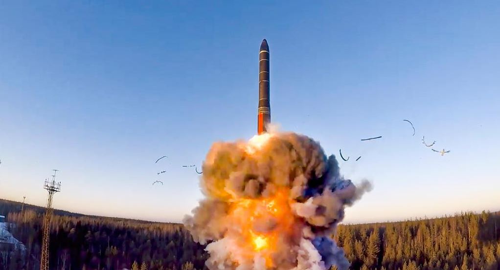“Stërvitja atomike paralajmërim për Perëndimin”, analiza: A do të kishte kuptim për Moskën vënia në përdorim e armëve të tilla?