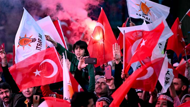 Numërimi drejt fundit, Erdoğan kryeson votimin
