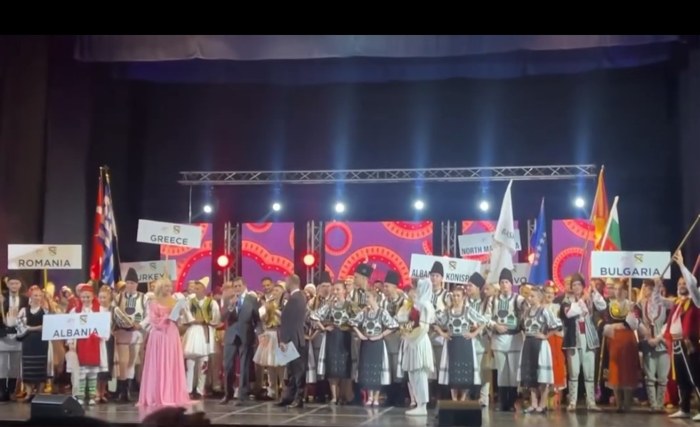 Kamza nën ritmet e “Balkanika Folk Festival”, Suli: Nuk përfundon këtu, do të jetë i përvitshëm