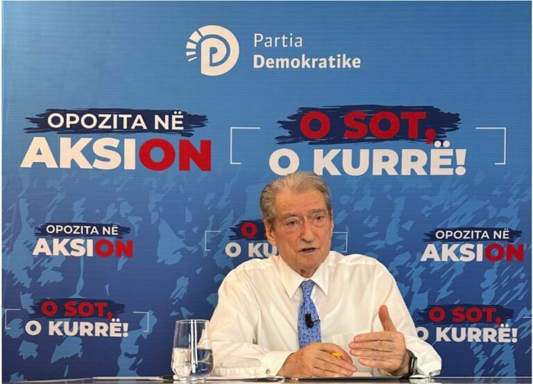 “Duhet të frymëzoni demokratët”/ PD mbledh drejtuesit e qarqeve, Berisha: Protesta dhe qeveri teknike për zgjedhje të lira