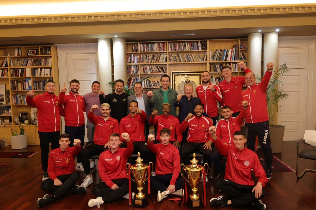 Veliaj takon fituesit e Kupës së Shqipërisë në volejboll: Mbështetje për ekipet sportive