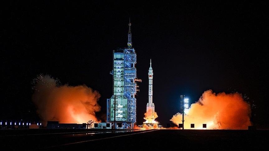 Rusia synon ndërtimin e stacionit të saj hapësinor dhe organizimin e misioneve në Hënë