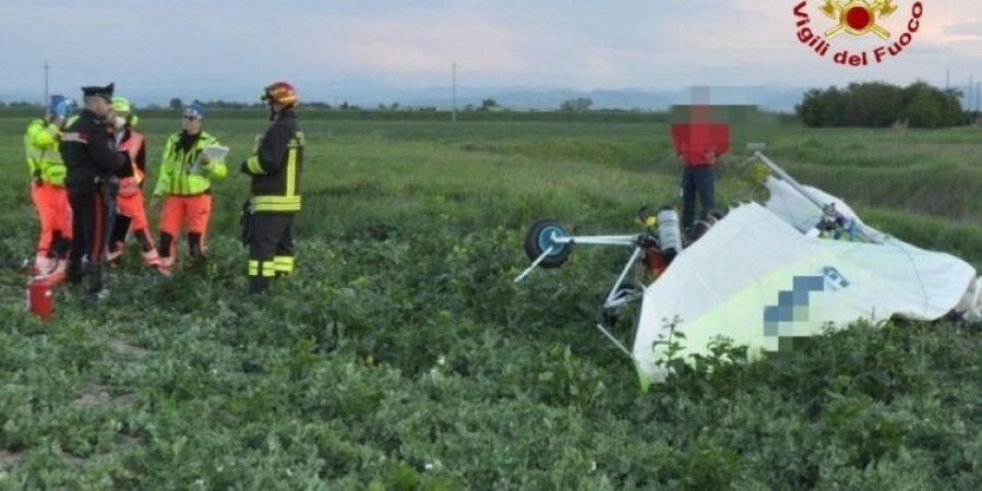 Rrëzohet parashuta në Itali, humb jetën 32-vjeçari shqiptar