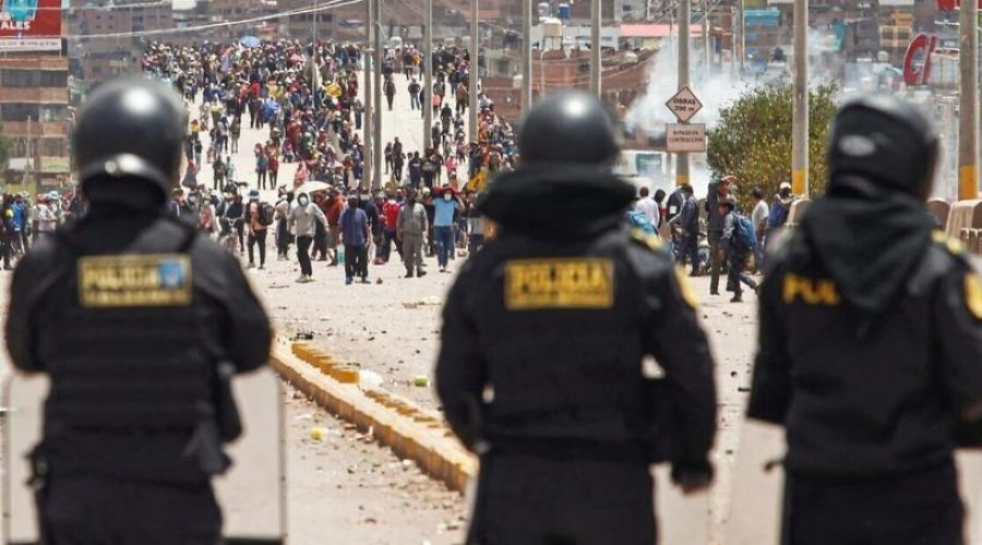 Peruja shpall gjendjen e jashtëzakonshme, për shkak të emigrantëve në kufi