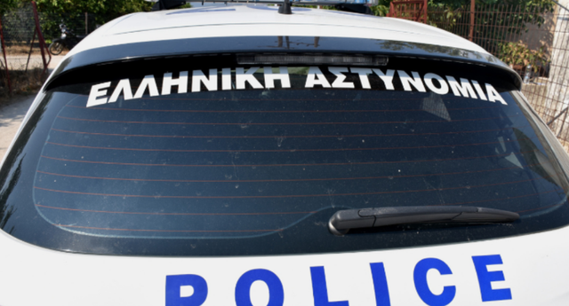Dy shqiptarë zihen për një grua në Greqi, njëri në spital, tjetri në polici